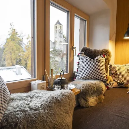 Chasa Uina Apartman *
